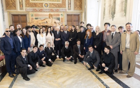 Il cast di Sanremo 2026 al Quirinale, Mattarella: “La musica pop è patrimonio culturale italiano”